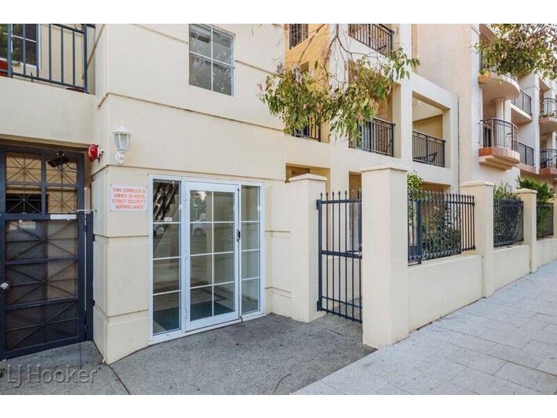 18/123 Wellington Street, East Perth WA 6004