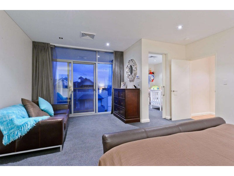 45 Tully Road, East Perth WA 6004