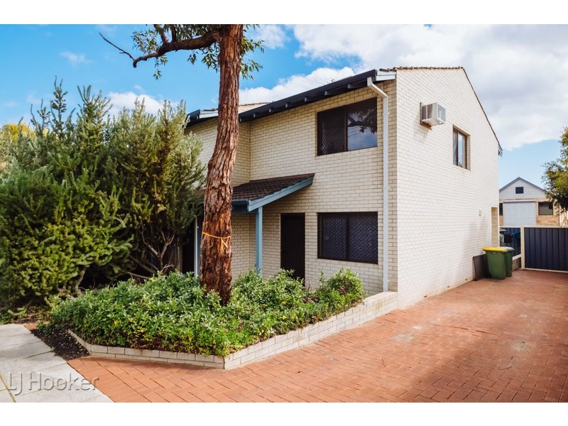 10/4 Ryrie Avenue, Como WA 6152