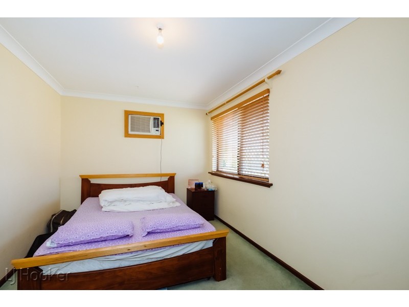 10/4 Ryrie Avenue, Como WA 6152