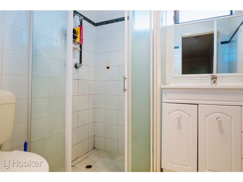 10/4 Ryrie Avenue, Como WA 6152