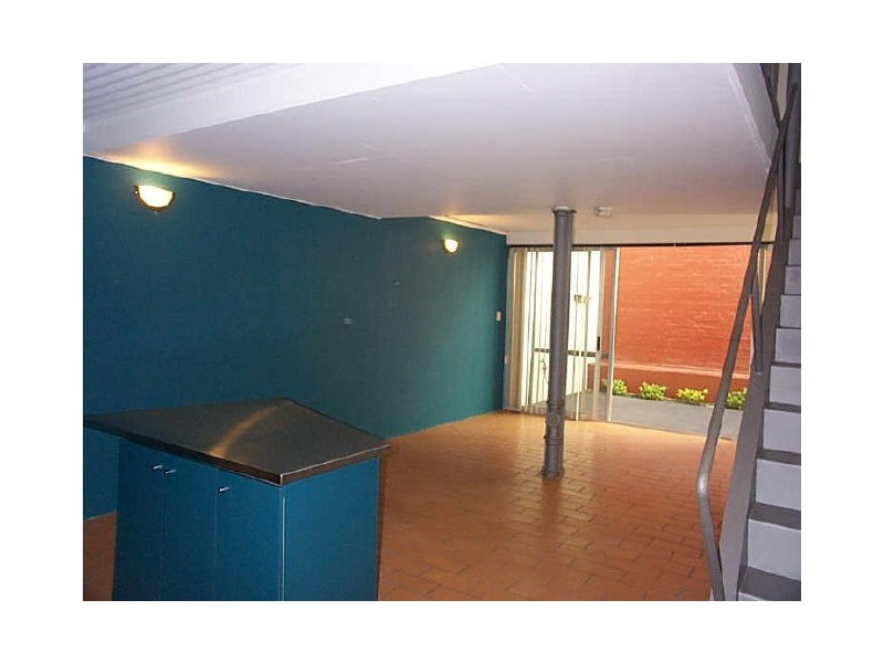 18 Little Brown Street, East Perth WA 6004