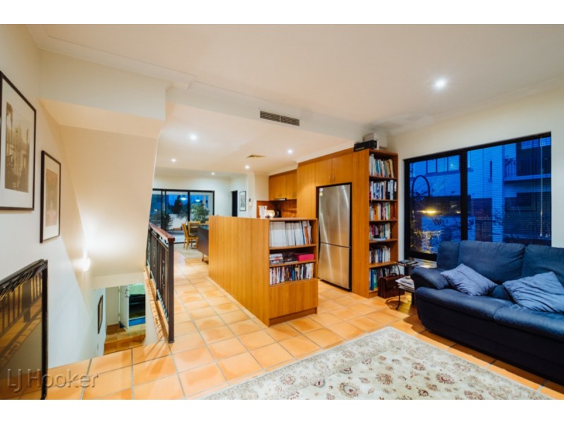 24 Kensington Street, East Perth WA 6004