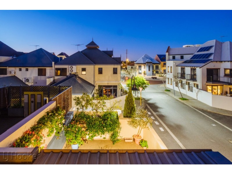 24 Kensington Street, East Perth WA 6004