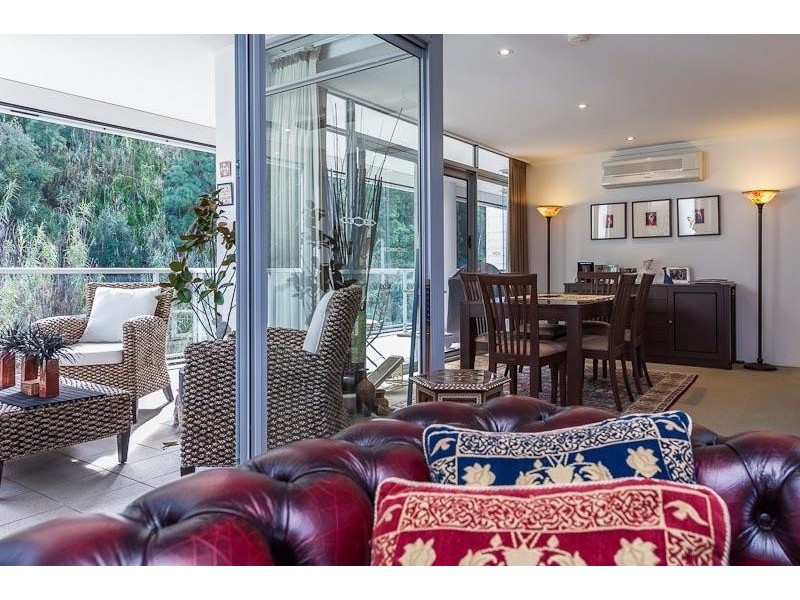 21/138 Mounts Bay Road, Perth WA 6000