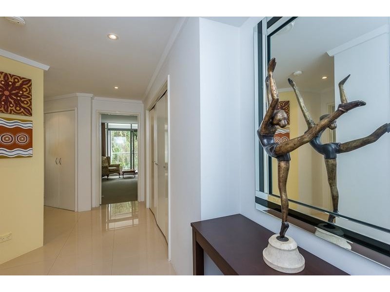 21/138 Mounts Bay Road, Perth WA 6000