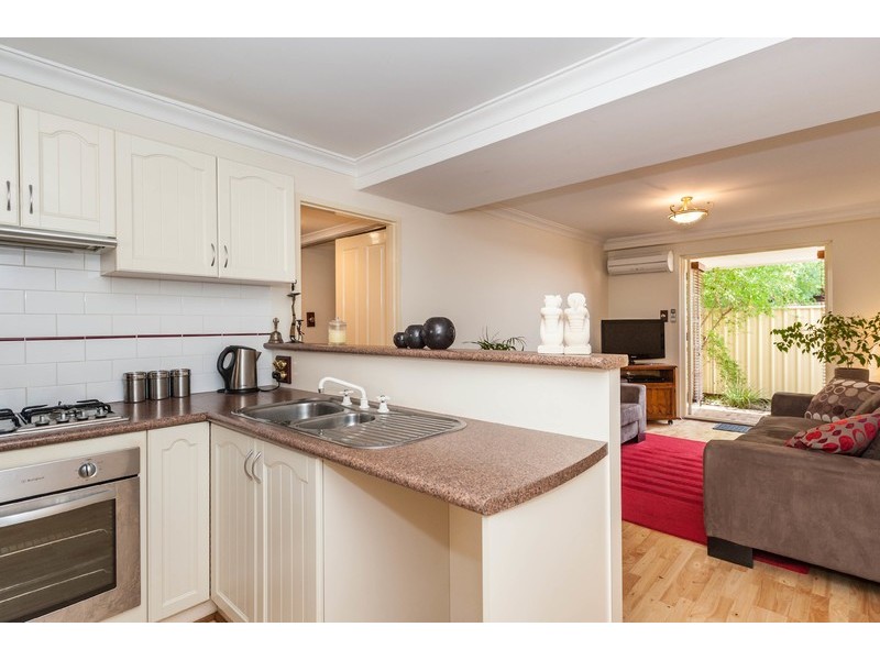 10/22 Nile Street, East Perth WA 6004