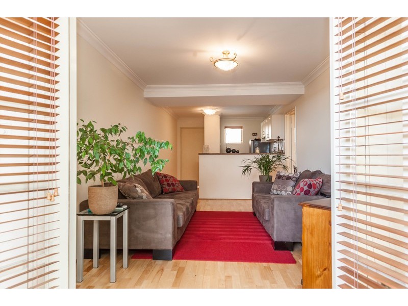 10/22 Nile Street, East Perth WA 6004