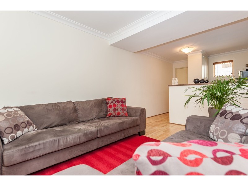 10/22 Nile Street, East Perth WA 6004