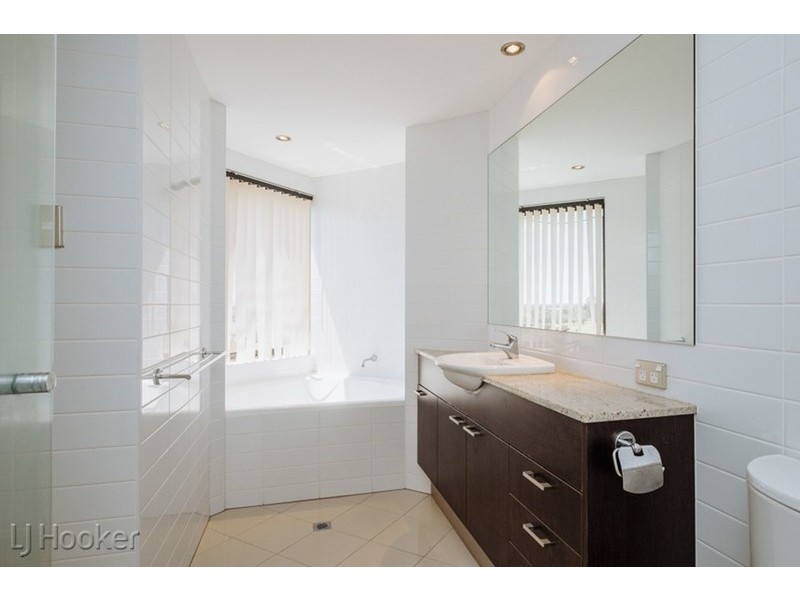 83/12 Tanunda Drive, Rivervale WA 6103