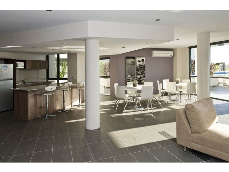 83/12 Tanunda Drive, Rivervale WA 6103