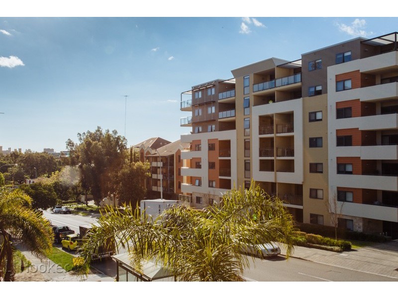 18/23 Wellington Street, East Perth WA 6004