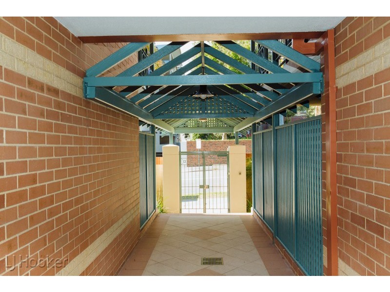 18/23 Wellington Street, East Perth WA 6004