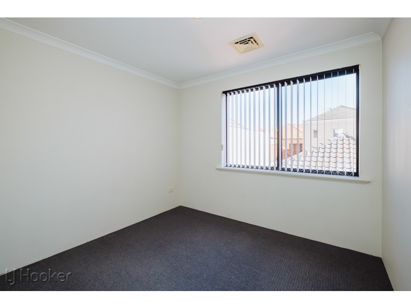 6 Flagstaff Lane, East Perth WA 6004