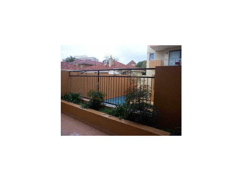 10/28 Bronte Street, East Perth WA 6004