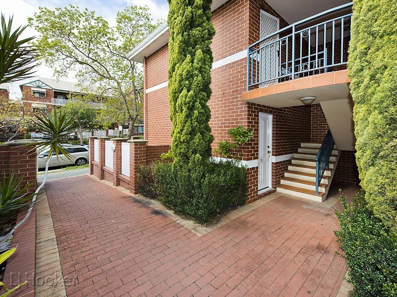 2/55 Wellington Street, East Perth WA 6004