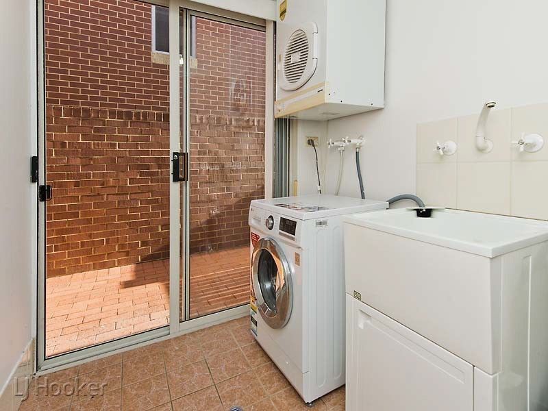 2/55 Wellington Street, East Perth WA 6004