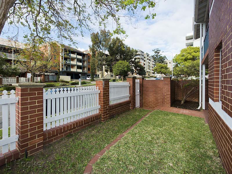 2/55 Wellington Street, East Perth WA 6004
