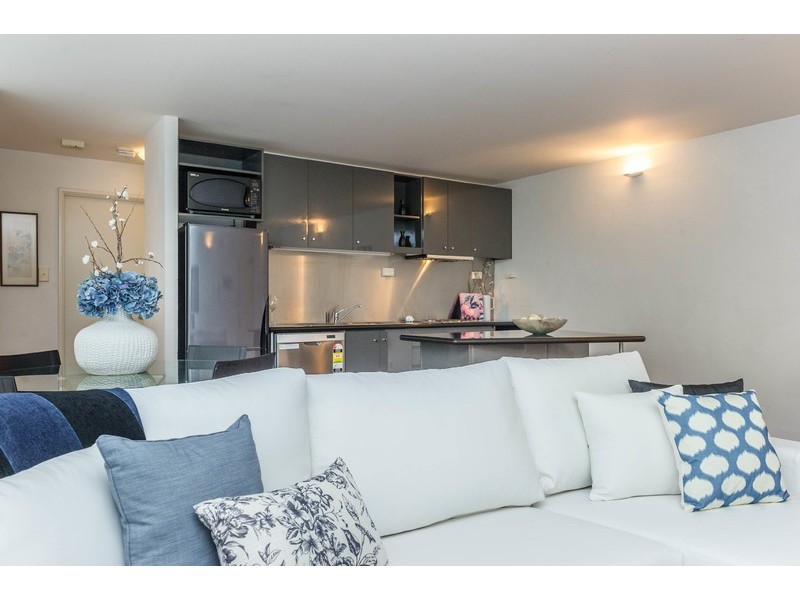 1 Little Saunders Street, East Perth WA 6004