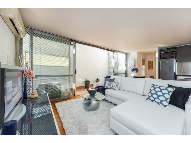 1 Little Saunders Street, East Perth WA 6004