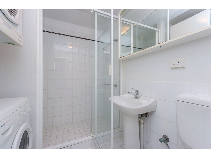 1 Little Saunders Street, East Perth WA 6004