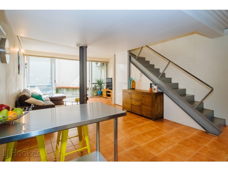 2 Little Brown Street, East Perth WA 6004