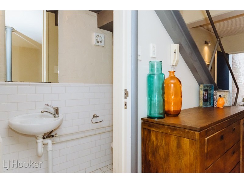 2 Little Brown Street, East Perth WA 6004