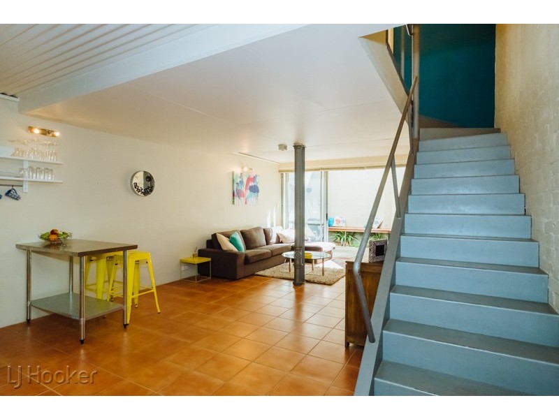 2 Little Brown Street, East Perth WA 6004