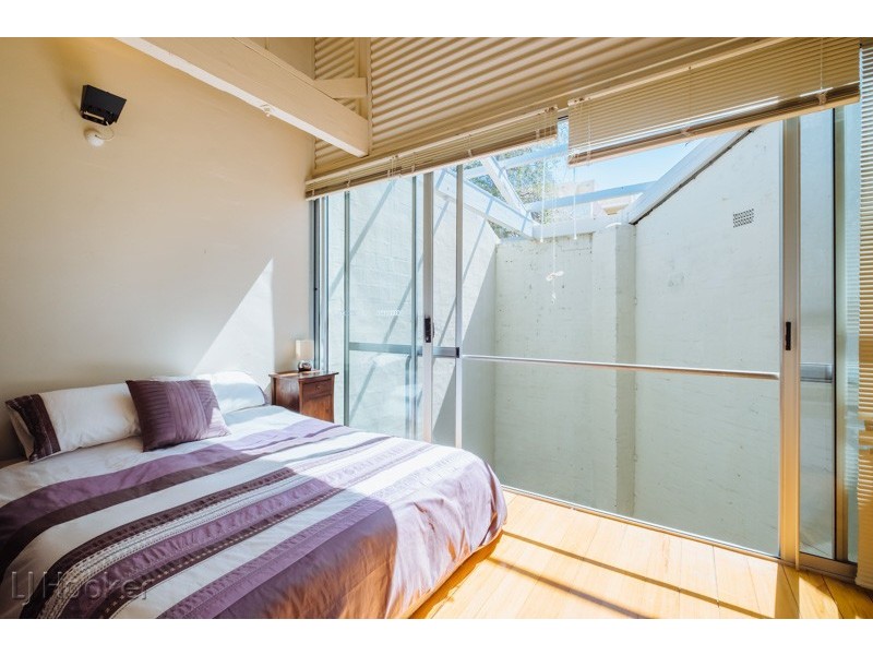 2 Little Brown Street, East Perth WA 6004