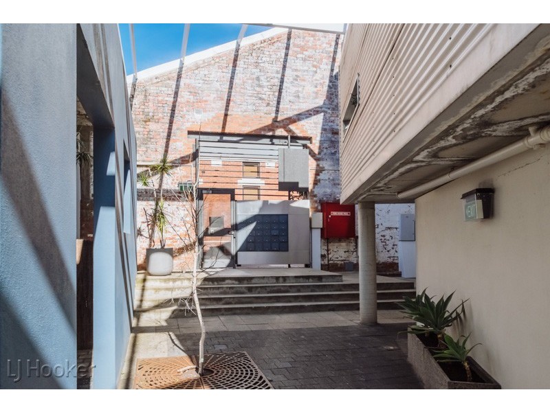 2 Little Brown Street, East Perth WA 6004