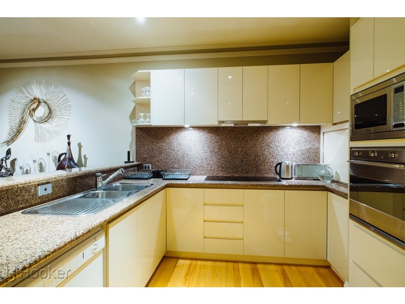 12 Jewell Lane, East Perth WA 6004