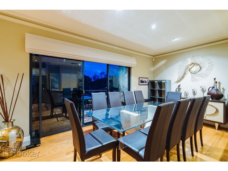 12 Jewell Lane, East Perth WA 6004