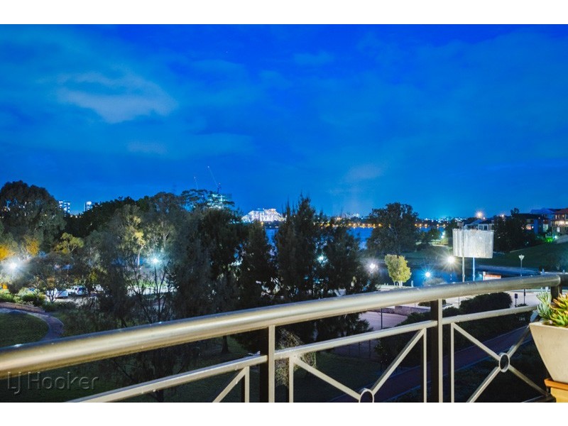 12 Jewell Lane, East Perth WA 6004