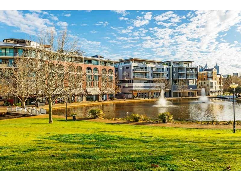 8/22 Saunders Street, East Perth WA 6004