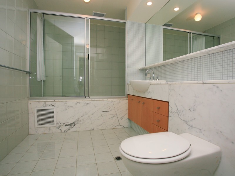 2/1 Henry Lawson Walk, East Perth WA 6004