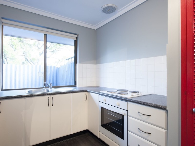 8/16 Rupert Street, Maylands WA 6051