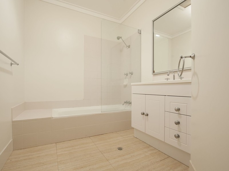 8/16 Rupert Street, Maylands WA 6051