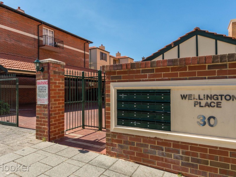 36/30 Bishops Row, East Perth WA 6004