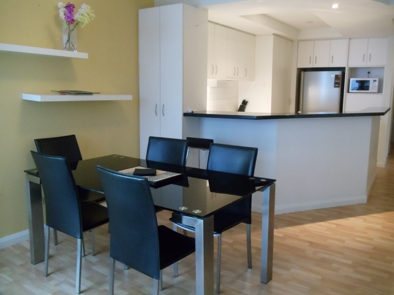 6/10 Eastbrook Terrace, East Perth WA 6004