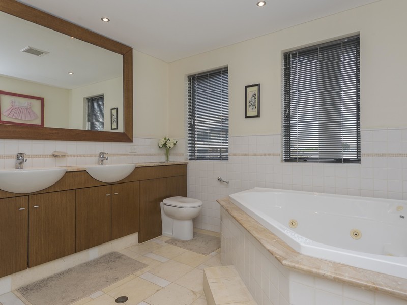 2C/29 Trafalgar Road, East Perth WA 6004