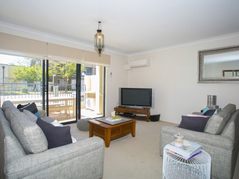2/14 Forrest Avenue, East Perth WA 6004