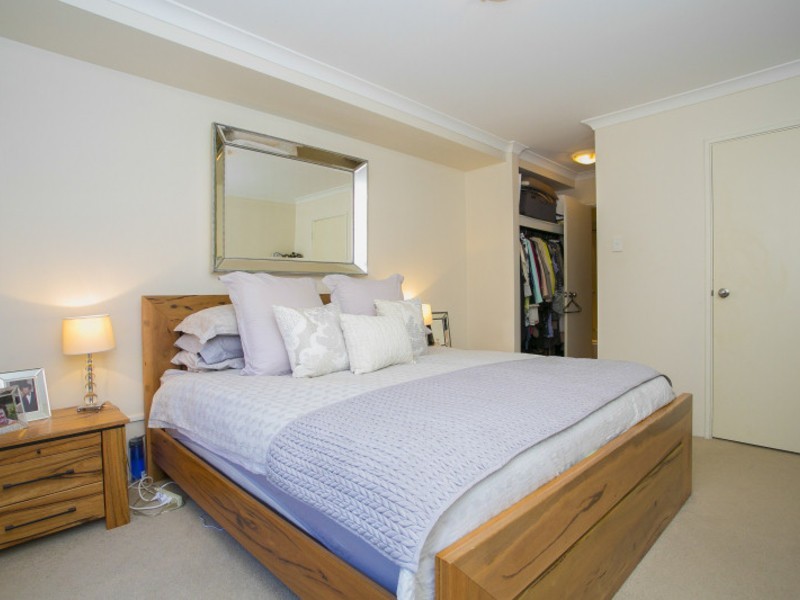 2/14 Forrest Avenue, East Perth WA 6004