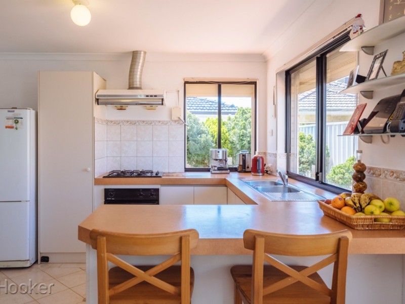 6 Meliador Court, Redcliffe WA 6104