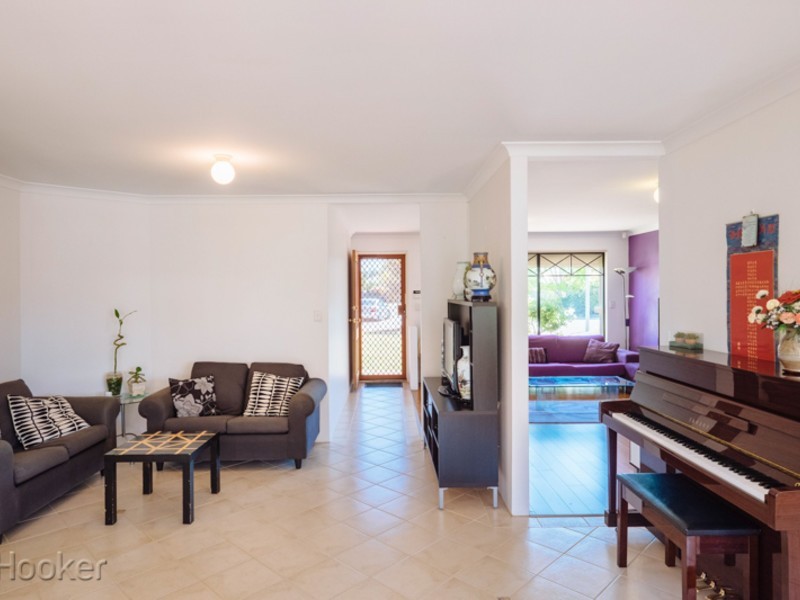 6 Meliador Court, Redcliffe WA 6104