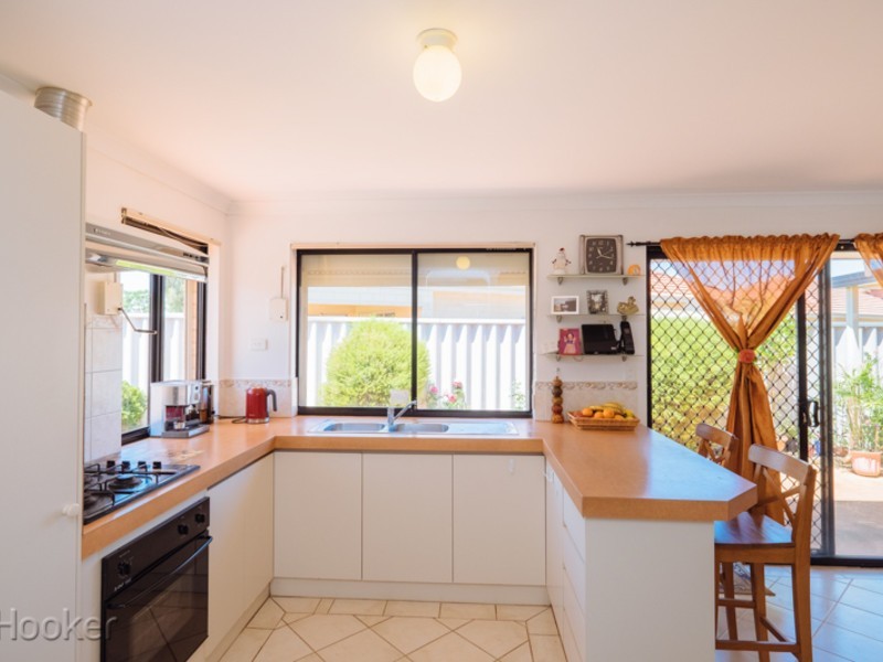 6 Meliador Court, Redcliffe WA 6104