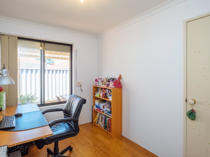 6 Meliador Court, Redcliffe WA 6104