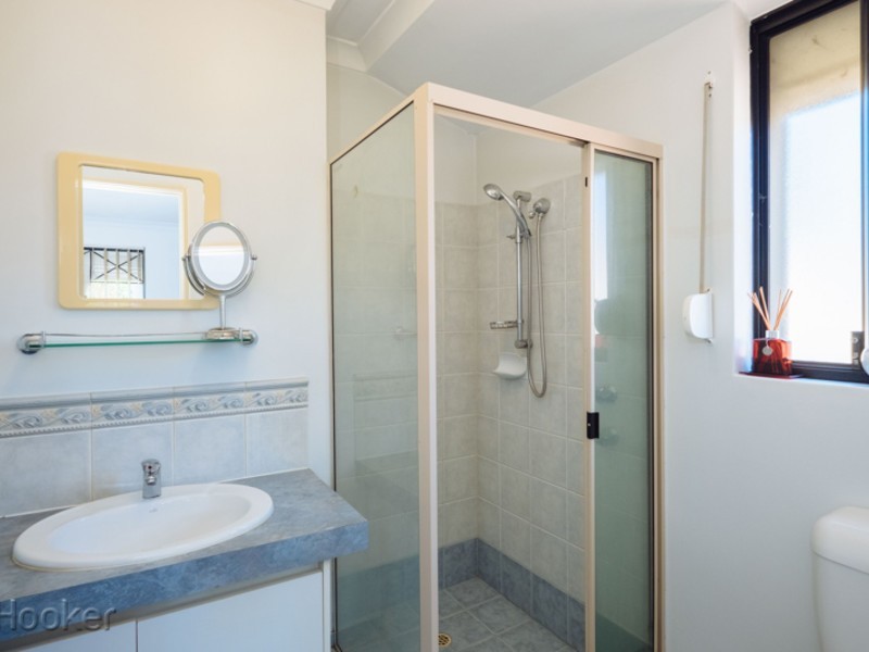 6 Meliador Court, Redcliffe WA 6104