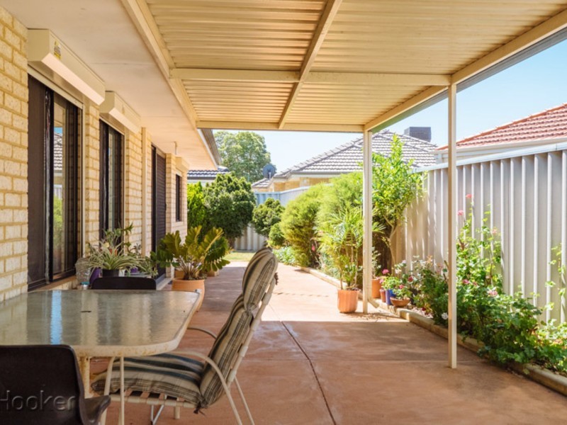 6 Meliador Court, Redcliffe WA 6104