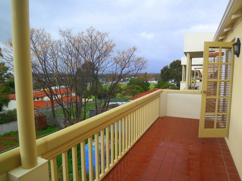 36/22 Nile Street, East Perth WA 6004