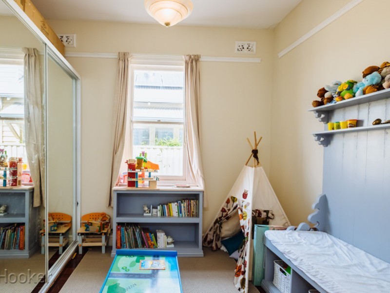 29 Hovia Terrace, Kensington WA 6151